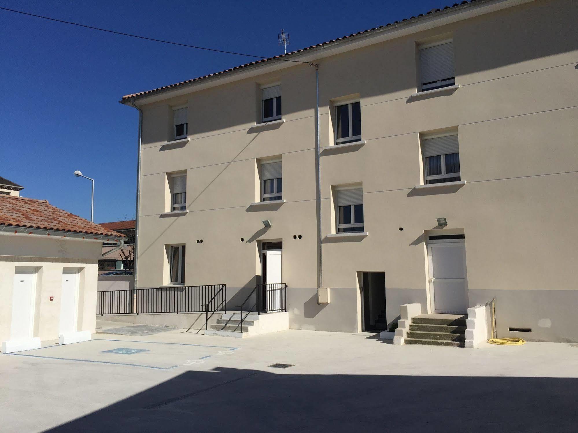 Le Logis Dauphinois Hotel Roussillon  Exterior foto