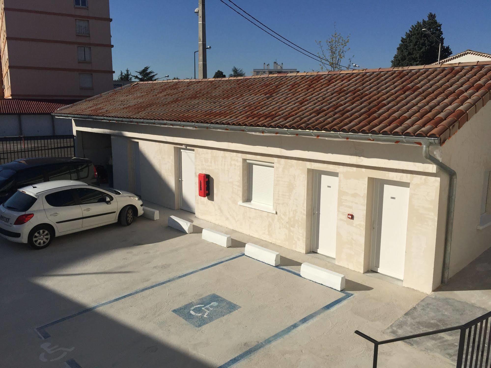 Le Logis Dauphinois Hotel Roussillon  Exterior foto